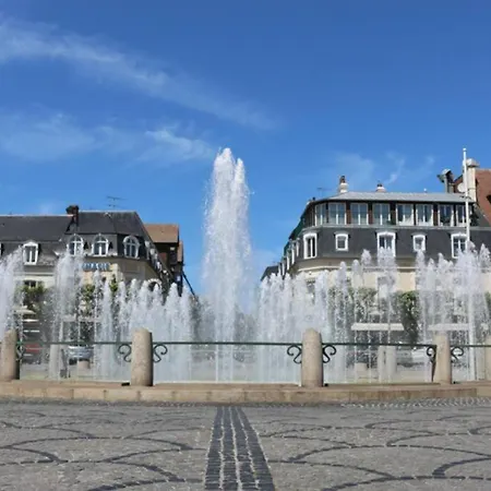 Appartement, Place Morny. Apartment Deauville